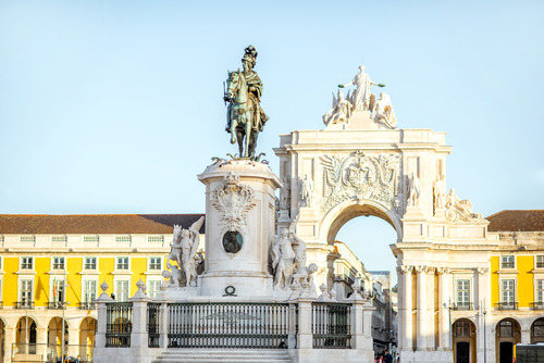 Portuguese language interpreting & translation
